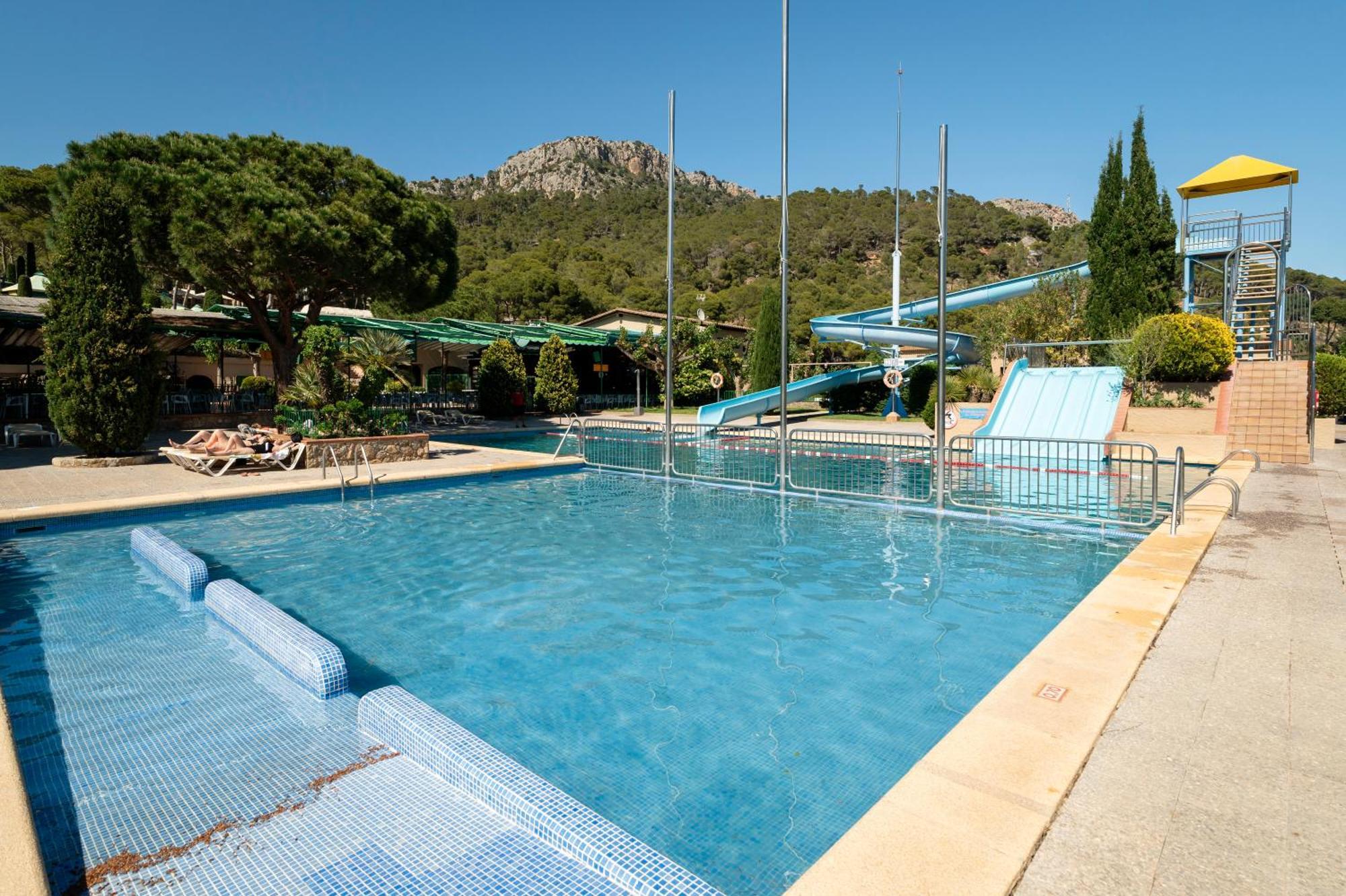Camping Castell Montgri **** L'Estartit Buitenkant foto